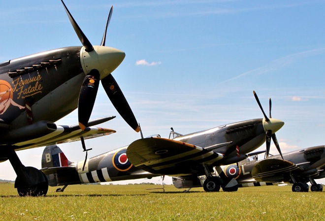 british, field, spitfire lf.ixb, grass, aircraft