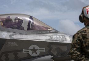 Lockheed Martin F-35 Lightning II, all-weather stealth multirole combat air ...