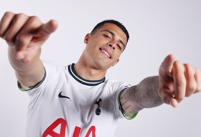 Pedro Porro, professional footballer, Tottenham Hotspur, Premier League