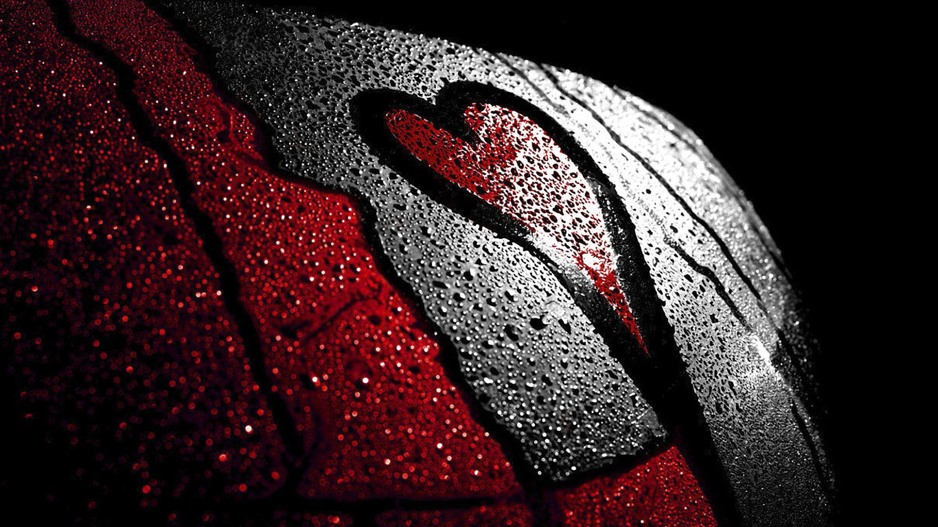 wallpapers red heart, black rim, tattoo, wet body, drops of water, a symbol of love, love, photo