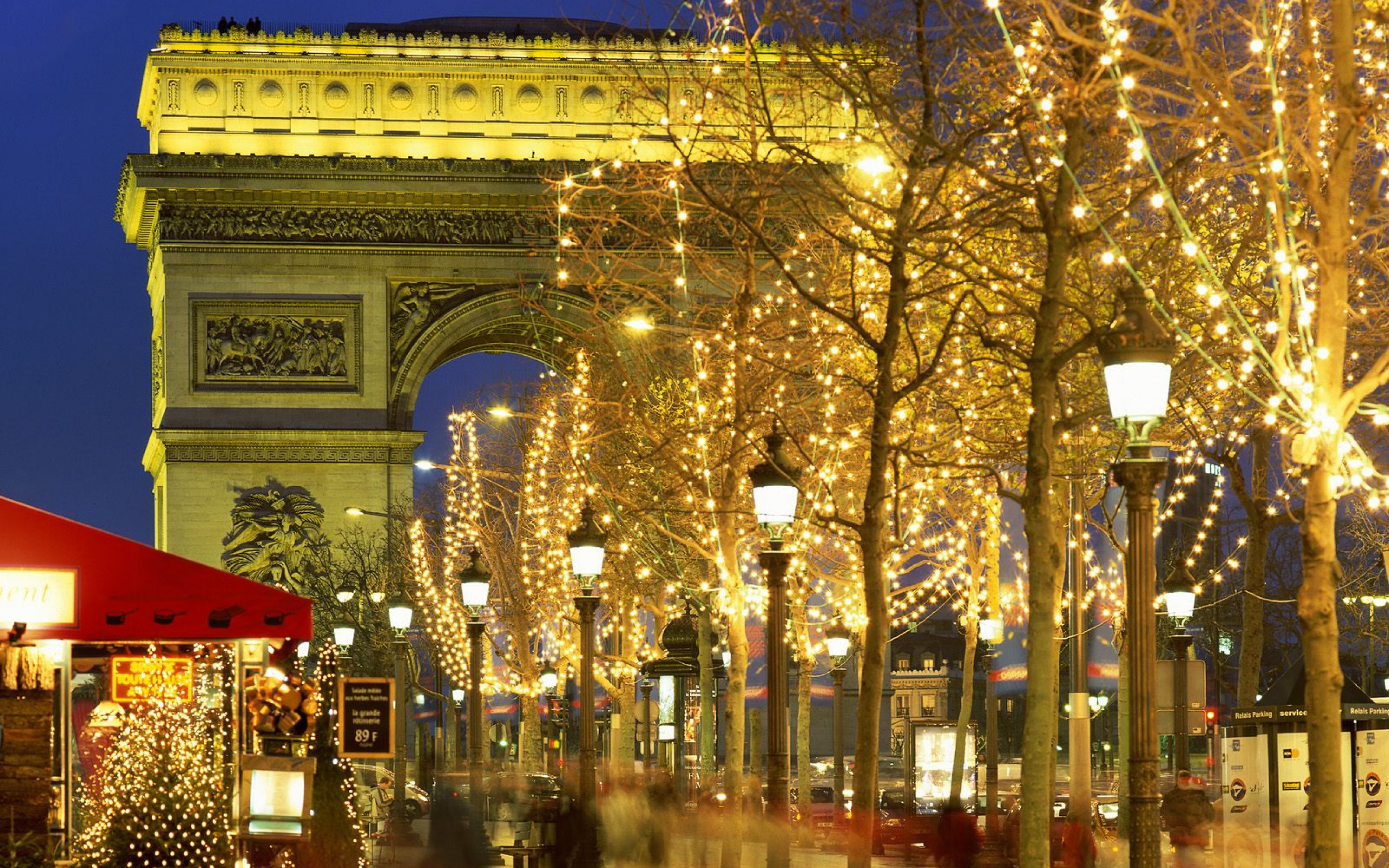 Места связанные с новым годом. Франция Елисейские поля. Елисейские поля в Париже зимой. Франция Елисейские поля фото. Франция Рождество Елисейские поля.
