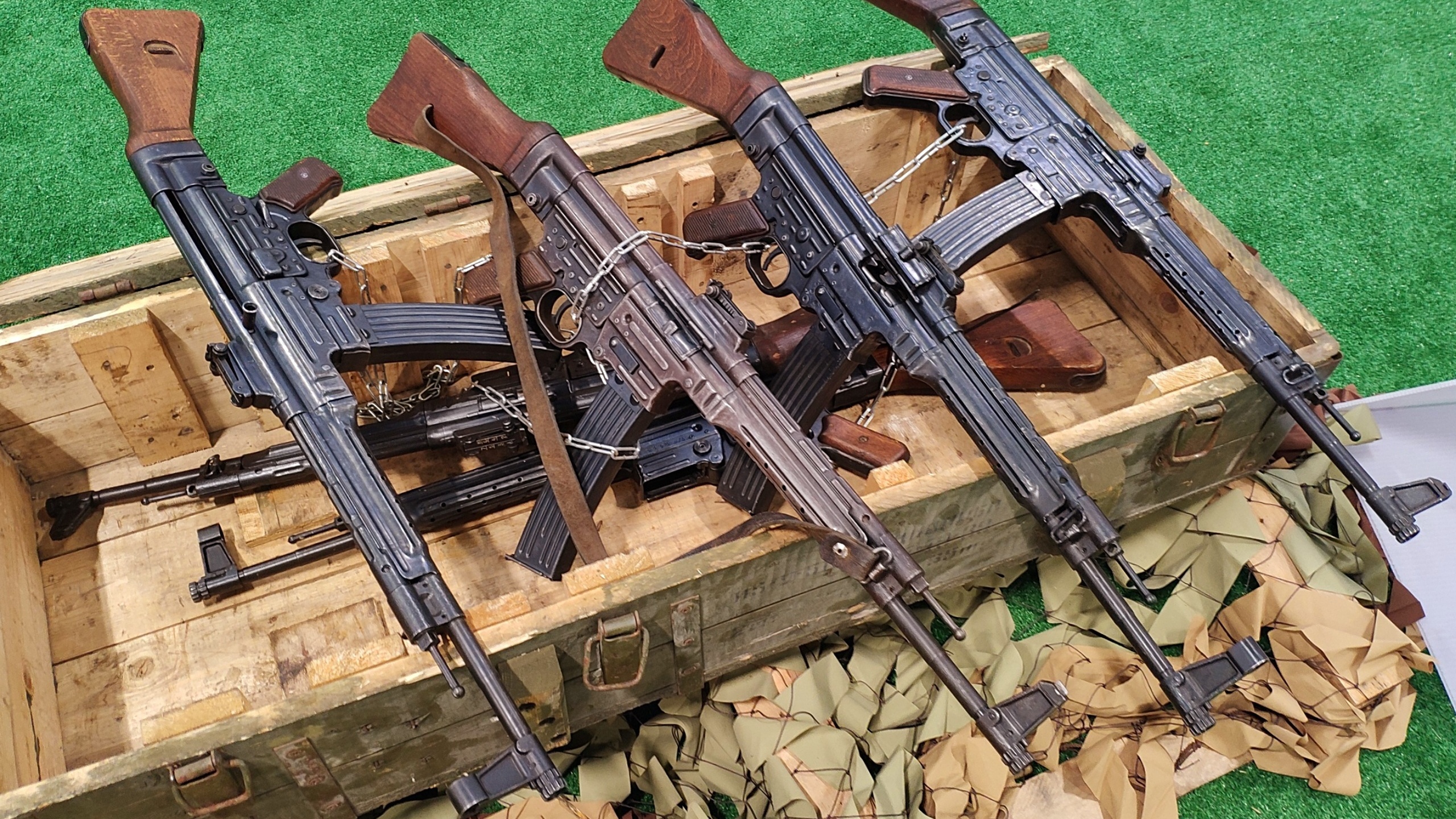 Картинки немецкая, штурмовая, винтовка, stg 44 - обои 2560x1440, картинка №...