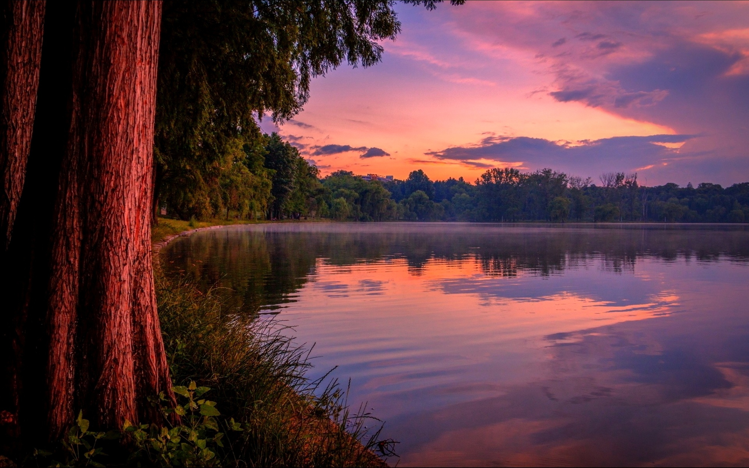Картинки на рабочий стол. Природа вечер. Пейзаж вечер. Озеро в лесу. Закат на озере.