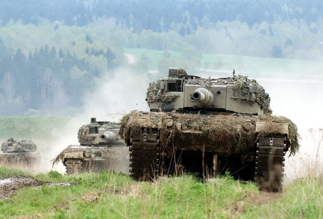 , Mbt-leo2a4_austria, 