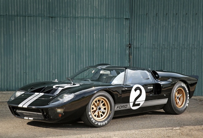 , Ford GT40 Le Mans Race Car