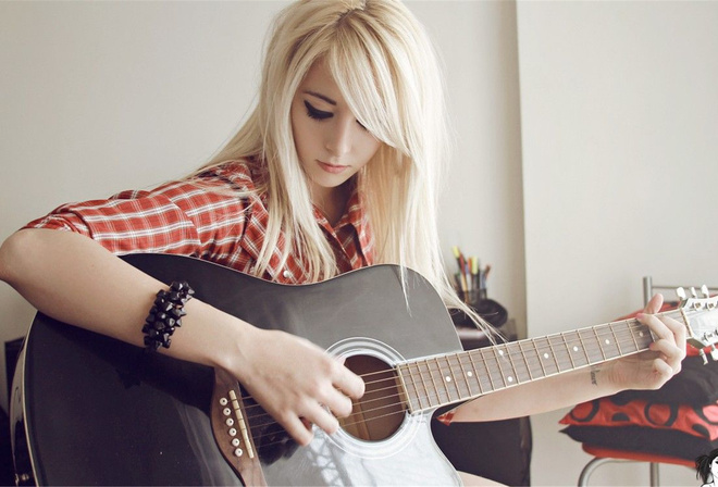 Bessy, Suicide girls, , , , , , , Guitar, Blonde, model, look, shirt