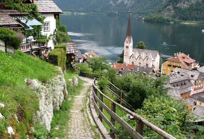 village, churchil, lake, tree