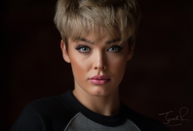 Rosie Robinson, face, makeup, fringe, view, portrait