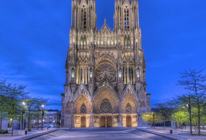 Notre-Dame de Reims, Archbishop of Reims residence, France