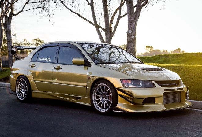 Mitsubishi Lancer, Evolution