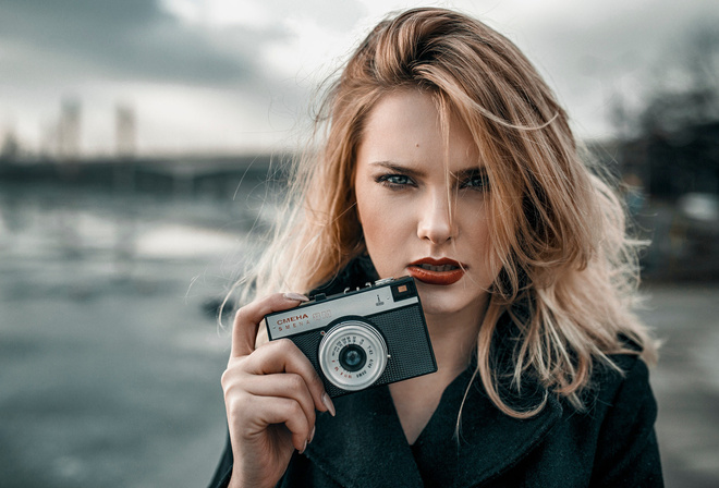 women, blonde, Damian Piorko, depth of field, camera, face, portrait, women outdoors