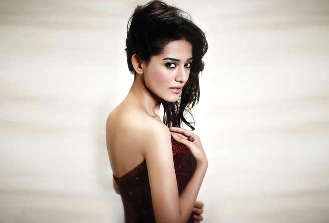 girl, eyes, brunette, , actress, hair, figure, sexy, , celebrity, bollywood, pose, beauty, , model, indian, Amrita Rao, , lips, beautiful