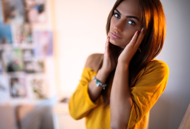 Aniuta Minailova, women, tanned, portrait, face, hand on face, depth of field, room, red nails