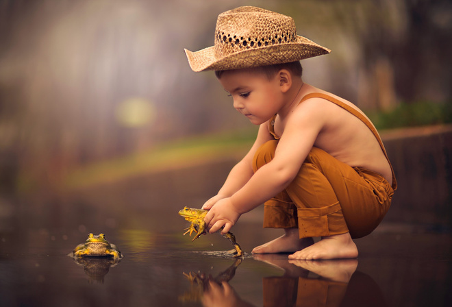 Jake Olson, ребёнок, мальчик, шляпа, природа, вода, лягушки, игра