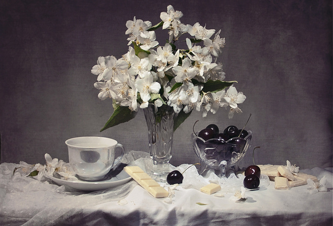 Anastasia Soloviova, still life, натюрморт, столик, ткань, ваза, ветки, жасмин, вазочка, ягоды, черешня, чашка, шоколад