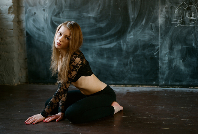 women, kneeling, on the floor, blonde, brunette, yoga pants, belly, red nails, black bras