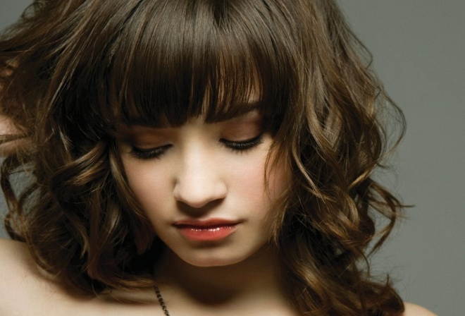 actress, Demi Lovato, looking down, Demi Lovato, curls, brown hair, celebrity