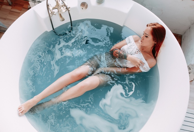 women, redhead, bathtub, brunette, tattoo, top view, white panties, pierced navel, white nails, wet body, necklace, water