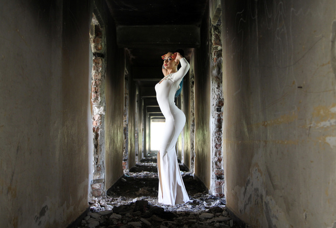 Woman In White, Bodycon, Maxi Dress