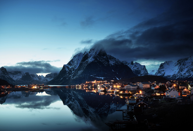 ,  , , , , , Reine Village, , 