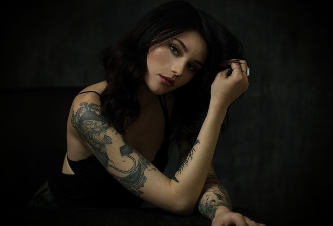 Simple Background, Tattoo, Black Cloth