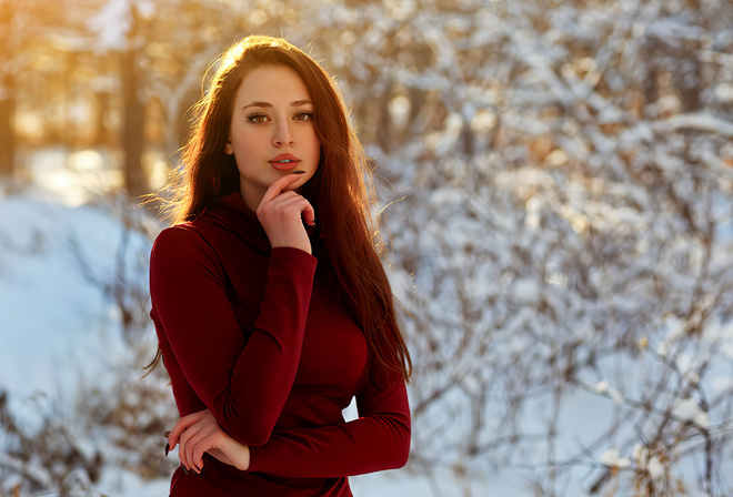 women, portrait, black nails, snow, eyeliner, women outdoors, red lipstick