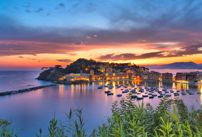 Sestri Levante, evening, sunset, bay, yachts, bay with boats, Liguria, Italy