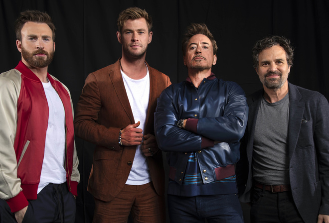 Male Celebrities, Chris Evans, Chris Hemsworth, Rober Dawney Jr, Mark Ruffalo