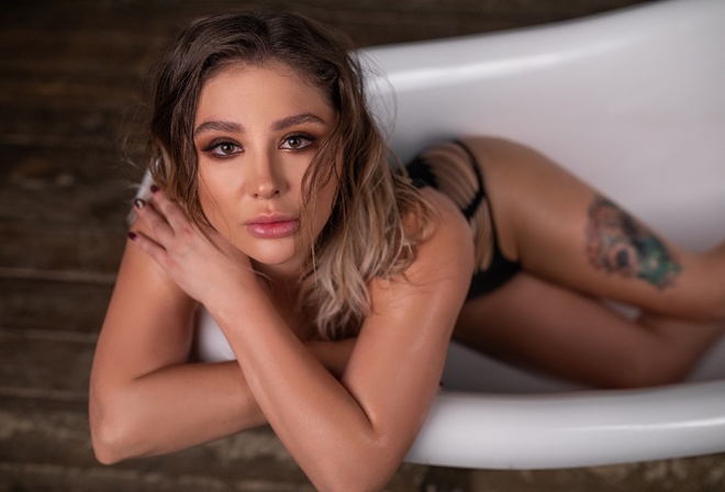 women, brunette, bathtub, black lingerie, tattoo, sitting, painted nails, brown eyes, wooden floor, pink lipstick, arms crossed