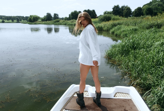 women, Alexander Belavin, shoes, water, boat, women outdoors, white shirt, brunette, looking at viewer, white nails, hair in face