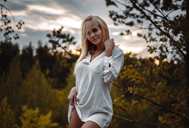 women, blonde, Arina Semionova, Artem Solovev, white shirt, brunette, smiling, nipples through clothing, necklace