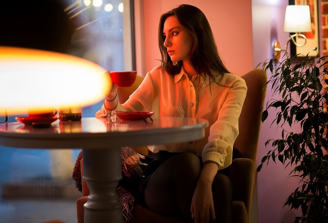 coffee shop, coffee, model, brunette, women, table, window, chair, blouse, glasses, bokeh, lamp