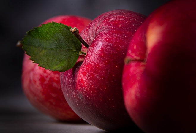 яблоки, красные, листик