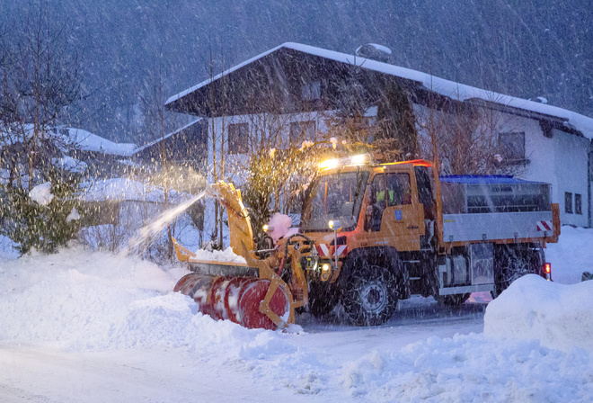 Mercedes-Benz Unimog U 430, snow blower, Leogang, Austria, снегоуборщик, Австрия, Леоганг, федеральная земля Зальцбург