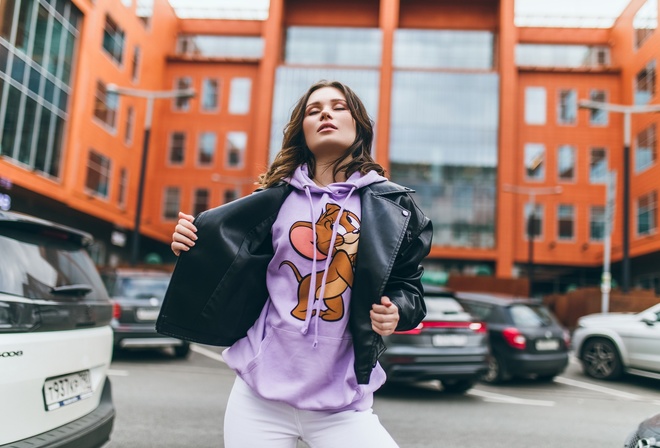 women, model, brunette, women outdoors, jeans, white jeans, leather jacket, sweatshirt, closed eyes, public, car, cars, vehicles