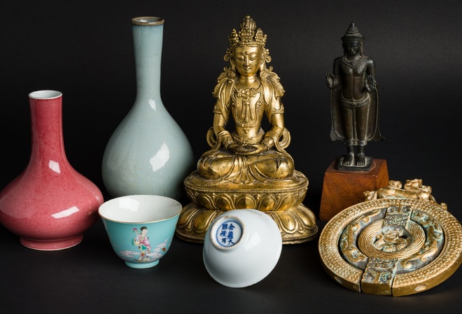 Asian Art, porcelain, bronze statuettes, Antiquities