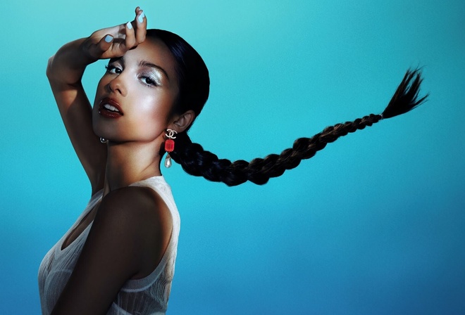 Olivia Rodrigo,  ,  , ,  , , 