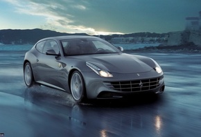 Ferrari FF, ����