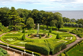 Dunrobin Castle gardens UK, ������������ ����
