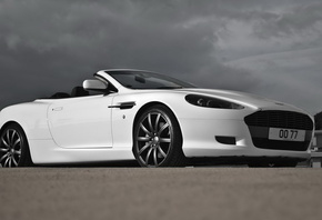 , Aston-Martin DB9