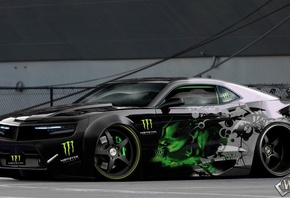 ������, Comaro