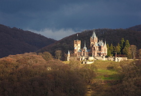 Германия, замок Драхенбург, лес, небо, красота