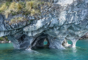 Чили, озеро Буэнос-Айрес, мраморная скала, чудеса природы, красота