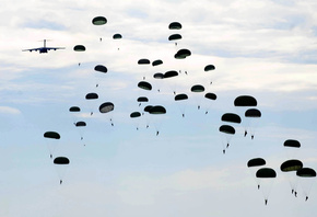 c-17, globemaster, plane, clouds, sky, soldier