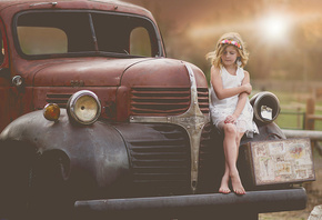 Dodge, девочка, ретро, чемодан, авто, child model, child photography
