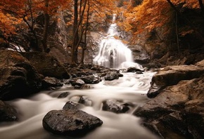 водопад, горы, речка, деревья, осень