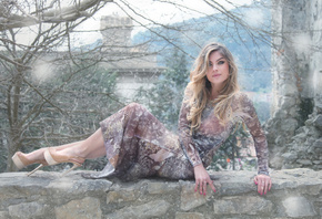 photographer, Alessandro Di Cicco, photo, девушка, блондинка, платье, замок, стена, камень