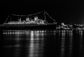 Queen Mary 2, , , , 