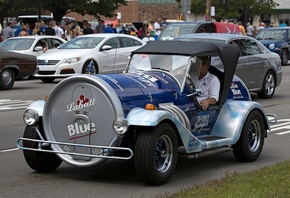 Labatt Blue, Custom, Car