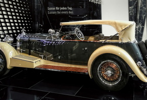 Mercedes-Benz, Gallery, Berlin